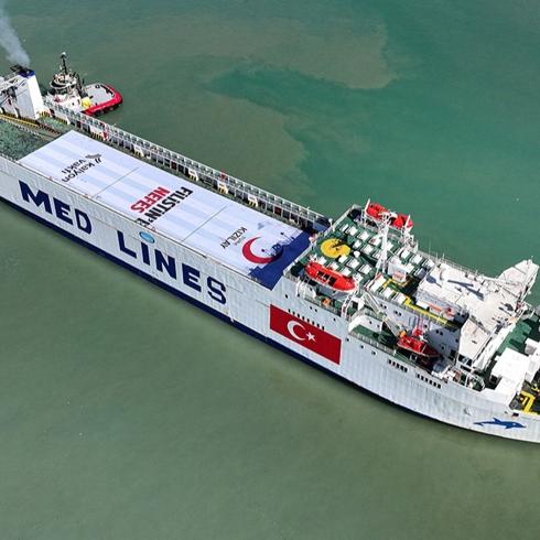 T�rkiye'nin '�yilik Gemisi' M�s�r'a ula�t�! 175 bin g�da kolisi Gazze yolunda