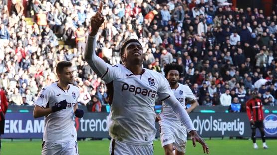 Trabzonspor 3 puan� 2 golle ald�