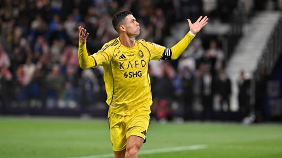 Kariyeri için net açıklama! Ronaldo gollerine devam ediyor