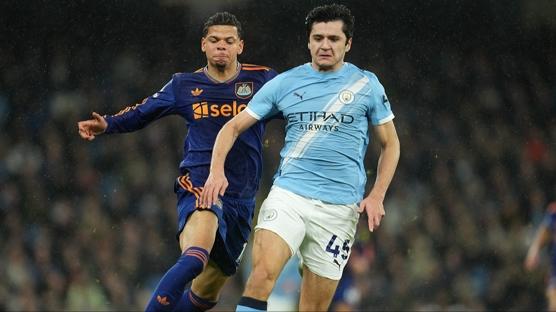 Manchester City kazand�, zirveyle fark 2'ye indi