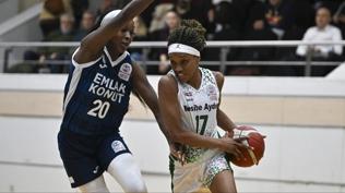 Nesibe Aydın evinde kazandı