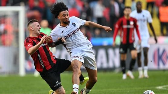 Trabzonspor'a Folcarelli'den k�t� haber!