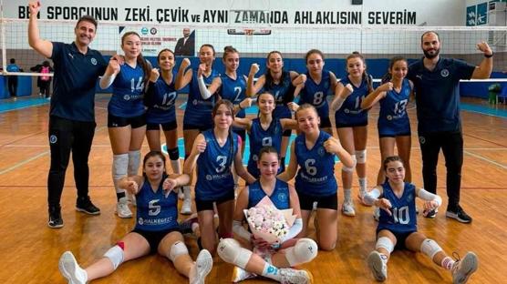 Ayd�n B�y�k�ehir Belediyespor Midi Tak�m� nama�lup �ampiyon oldu