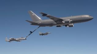 ABD u�aklar� �srail'e indi