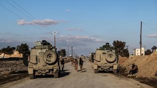 Suriye'de DEA� sald�r�s�... 4 ki�i hayat�n� kaybetti