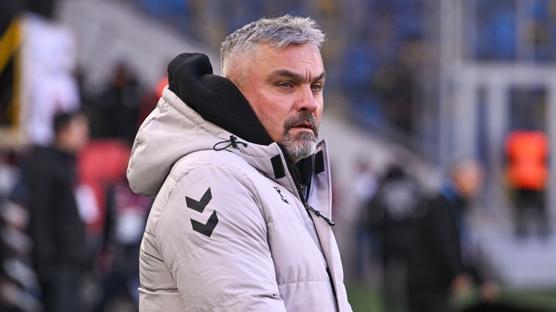 Wolfsburg'da hedef Thomas Reis