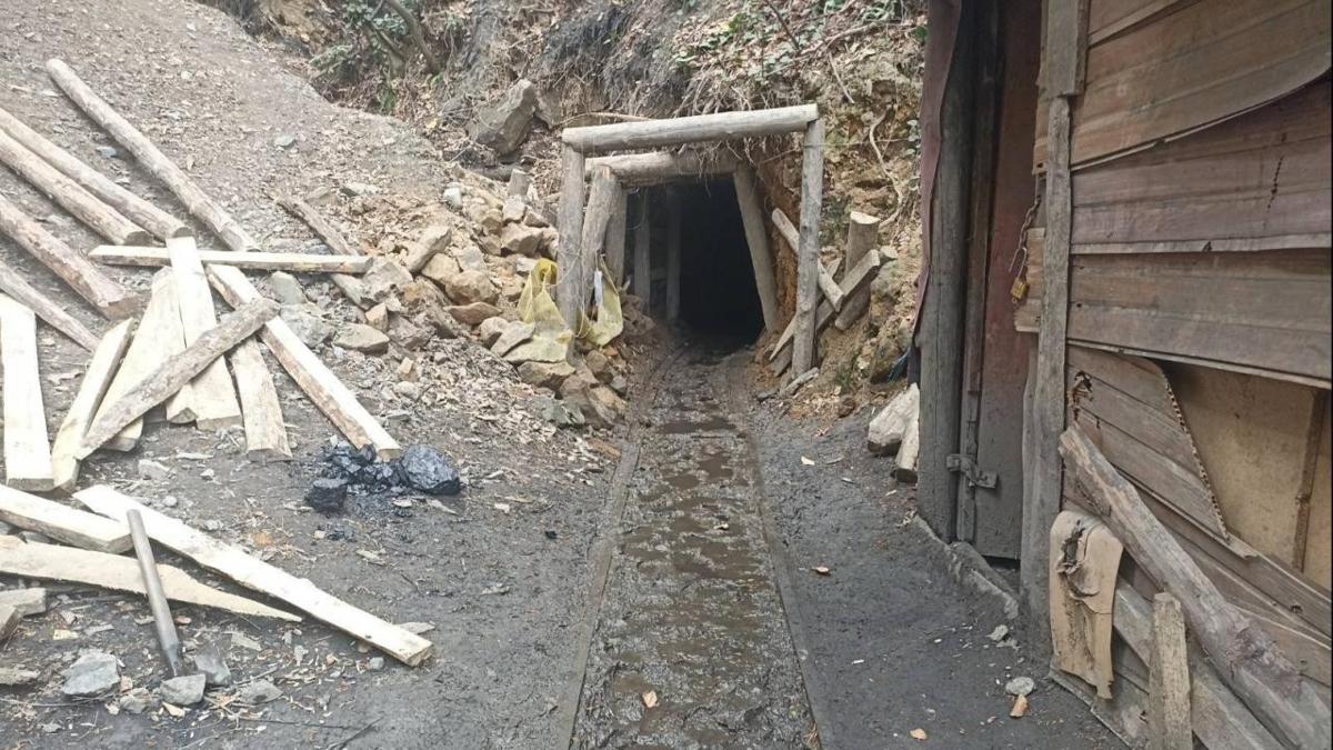 Zonguldak'ta 3 ruhsats�z maden oca�� kapat�ld�