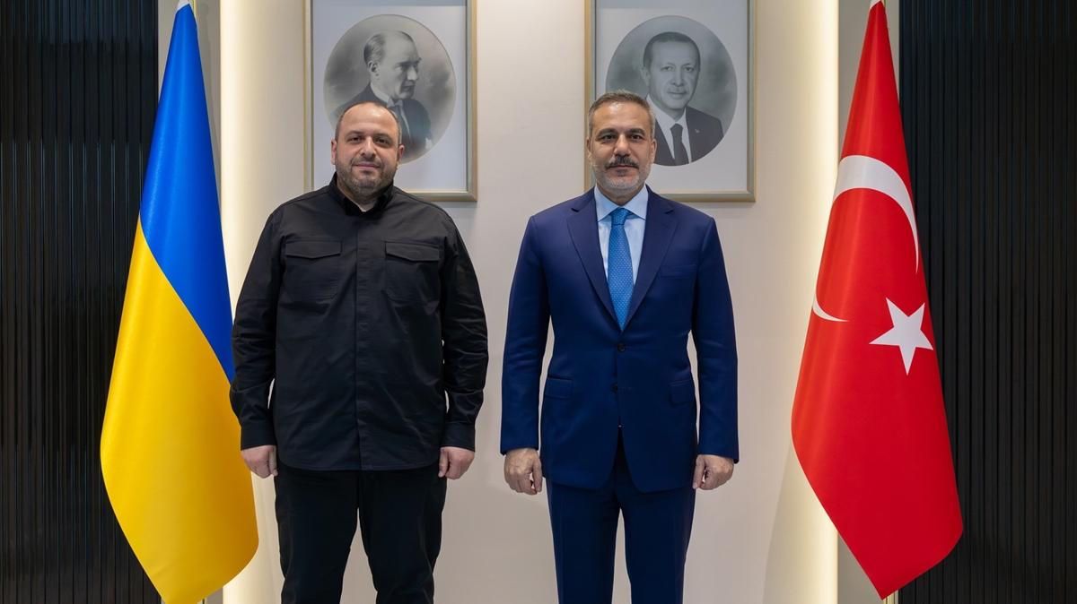 Bakan Fidan, Ukrayna Ulusal G�venlik ve Savunma Konseyi Sekreteri Umerov ile g�r��t�