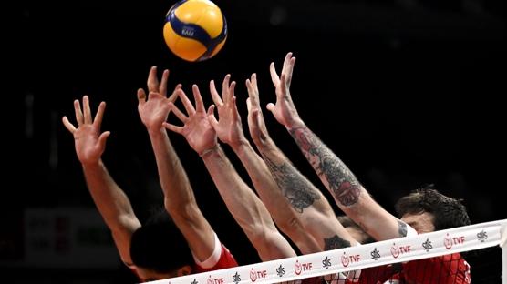 Efeler Ligi'nde 21. hafta heyecan�! ��te ma� takvimi