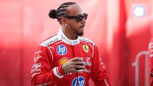 Hamilton emeklilik iddialar�na son noktay� koydu: Hi�bir yere gitmiyorum