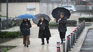 S�cakl�klar d���yor, ya�mur geliyor