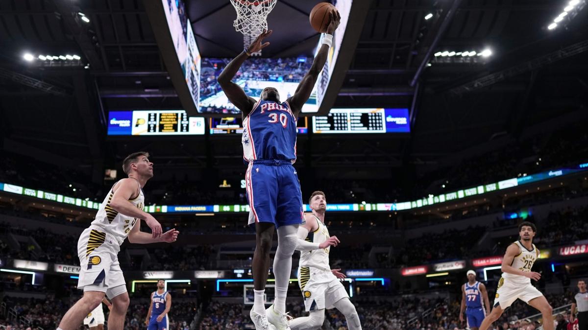 Adem Bona'dan Indiana kar��s�nda etkili performans