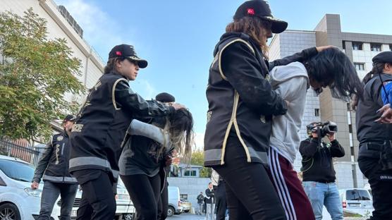 Barış Boyun suç örgütü davası: Sanıklar hakim karşısında