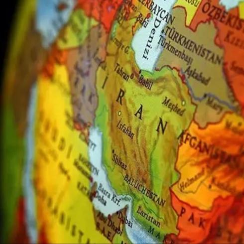 �ran'dan 'kom�u �lke' vurgusu