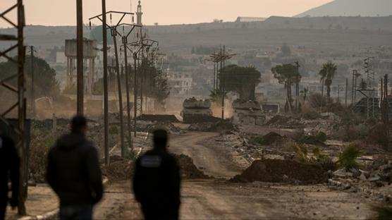 ��galci �srail'in Suriye'de ihlalleri s�r�yor! 30 askeri ara�la geldiler