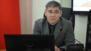 Kabineye Türkiye mezunu Bakan...