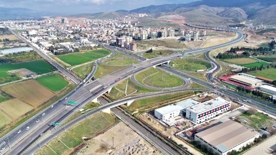 Kara yollar�nda 'ak�ll�' ve 'g�venli' d�n���m ata��: 19 milyar liral�k yat�r�m