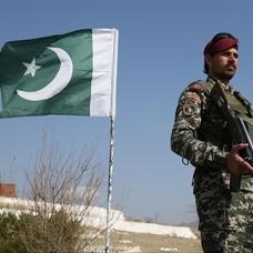 Pakistan'da 34 militan �ld�r�ld�