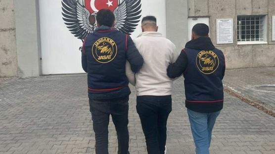 Cezaevi firarisi JASAT'tan ka�amad�