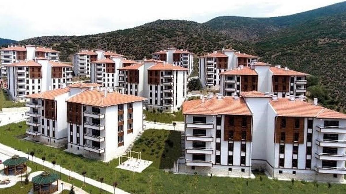 Denizli'de kura heyecan�: Hak sahipleri yar�n belli olacak