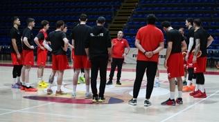 12 Dev Adam'�n S�rbistan kadrosu a��kland�