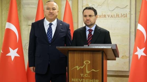 Bakan G�rlek'ten ilk �ehir d��� ziyareti