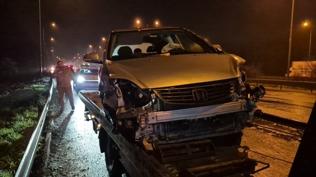 Anadolu Otoyolu'nda kaza: Sürücü ağır yaralandı