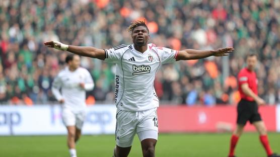 Emmanuel Agbadou, Be�ikta� formas�yla siftah yapt�