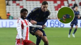 Fenerbah�e penalt� bekledi!