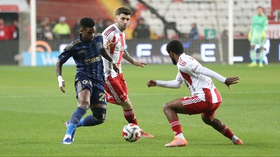 Fenerbahçe'de sakatlık!