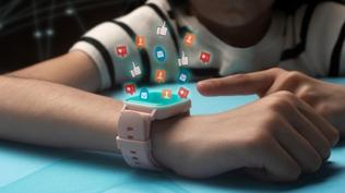 15 yaş altına sosyal medya düzenlemesi! Detayları Bakan Göktaş duyurdu