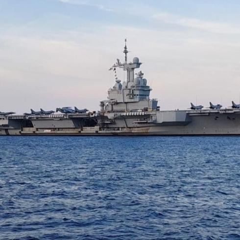 Fransa, Charles de Gaulle uçak gemisinin Doğu Akdeniz'e gönderildiği haberlerini yalanladı