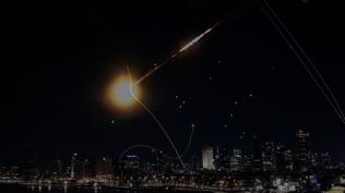 Misillemeler pe� pe�e geliyor! �ran'dan �srail'e f�ze bombard�man�