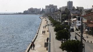 G�ney K�br�s'ta b�y�k kriz! N�fusun yar�dan fazlas� tehdit alt�nda