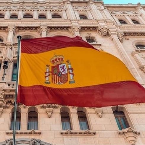 �spanya h�k�meti Trump'a resti �ekti: �antaja boyun e�meyece�iz