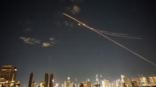 K�rfez'de sava� alarm�: Savunma harcamalar�nda dikkat �eken art��