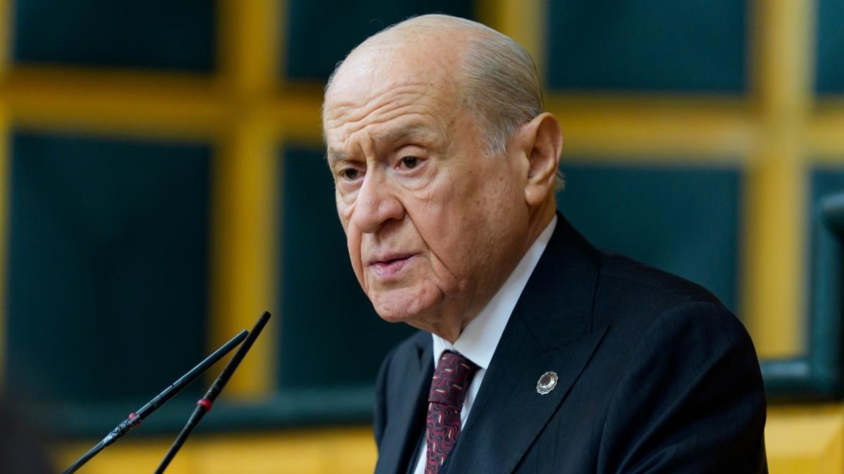 MHP Lideri Bah�eli'den ''�ran'' a��klamas�: �stikrars�zl�k ate�i k�r�kl�yor