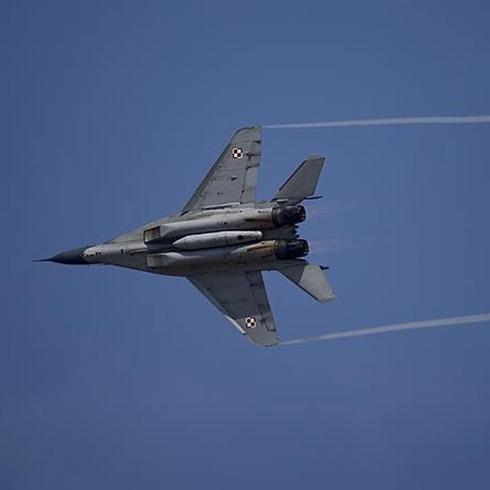 10 adet Su-57 havaliman�na geldi