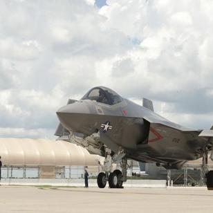 F-16'lar gidiyor, F-35 sava� u�aklar� geliyor