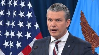 ABD lazer silah�n� devreye al�yor! Sava� Bakan� Hegseth: Daha b�y�k sald�r�lar yolda