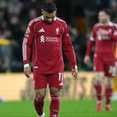 Liverpool'dan sürpriz puan kaybı! Son sıradaki Wolves kazandı