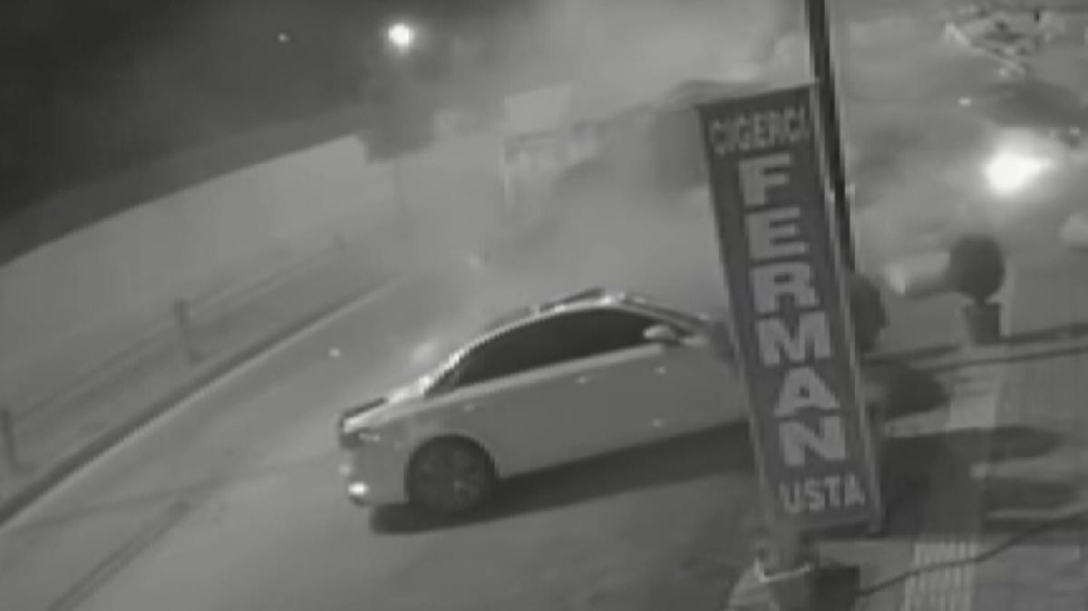 Sİlvan'da feci kaza: Devrilen tır 7 araca çarptı