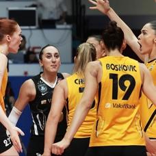 Vak�fBank, Kupa Voley'de yar� finale y�kseldi