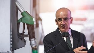 Bakan �im�ek: �nemli bir ad�m att�k