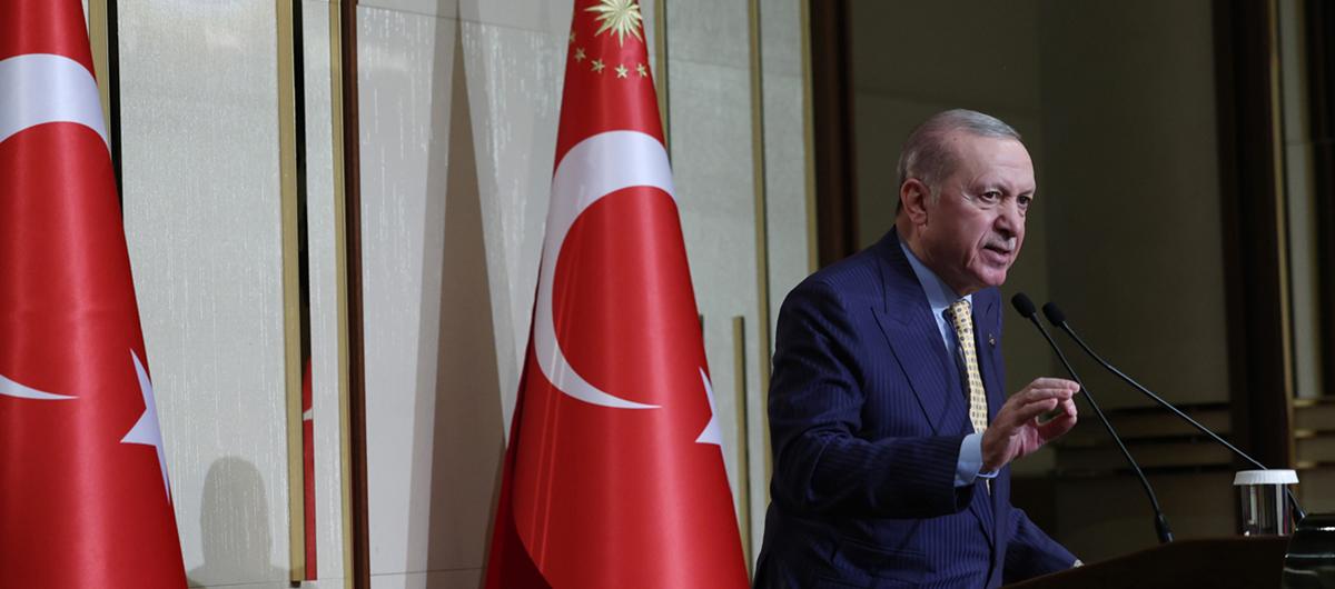 Cumhurba�kan� Erdo�an'dan b�lgesel gerilim uyar�s�: Ate�in yay�lma riski var