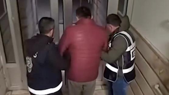 Gizli b�lmede yakalanm��t�: Gri listedeki FET�'c� hakim kar��s�na ��kacak