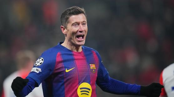 Robert Lewandowski: B�y�k golc� olmay� akademide ��renemezsiniz