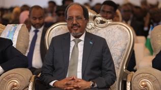 Somali'de d�n�m noktas�... Cumhurba�kan� Mahmud: Tarihi bir g�n ya��yoruz