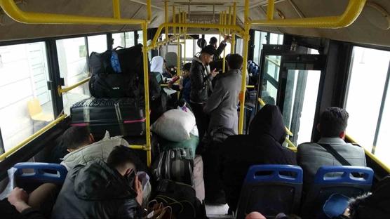 Suriyelilerin g�n�ll� geri d�n��� s�r�yor