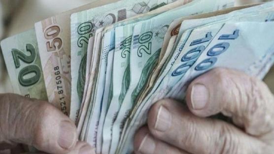 Ya�l� ve engelli ayl�klar� hesaplara yat�yor